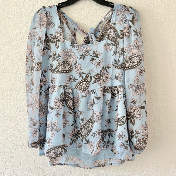 American eagle paisly floral fluttered sleeve blouse Womens size small - Picture 2 of 14
